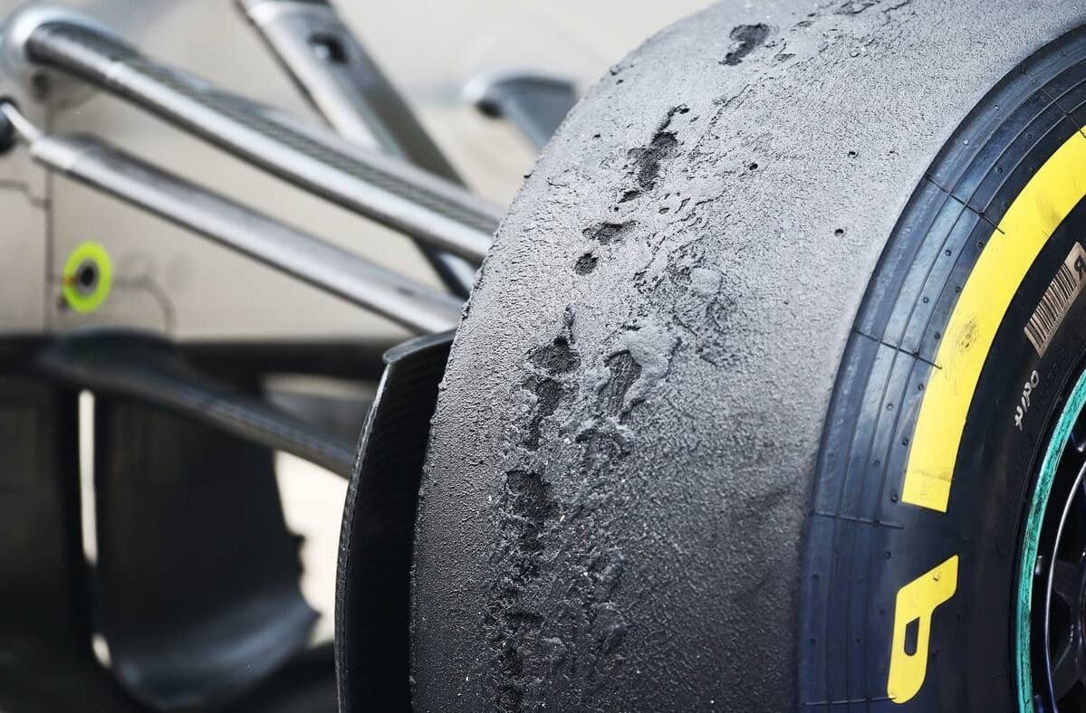 - What is tyres Graining in F1 ?