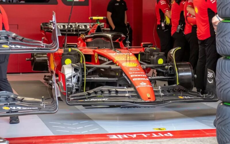 - Photos : Ferrari new sidepods, floor and mirrors explained